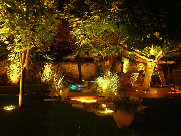 eclairage-led-du-jardin